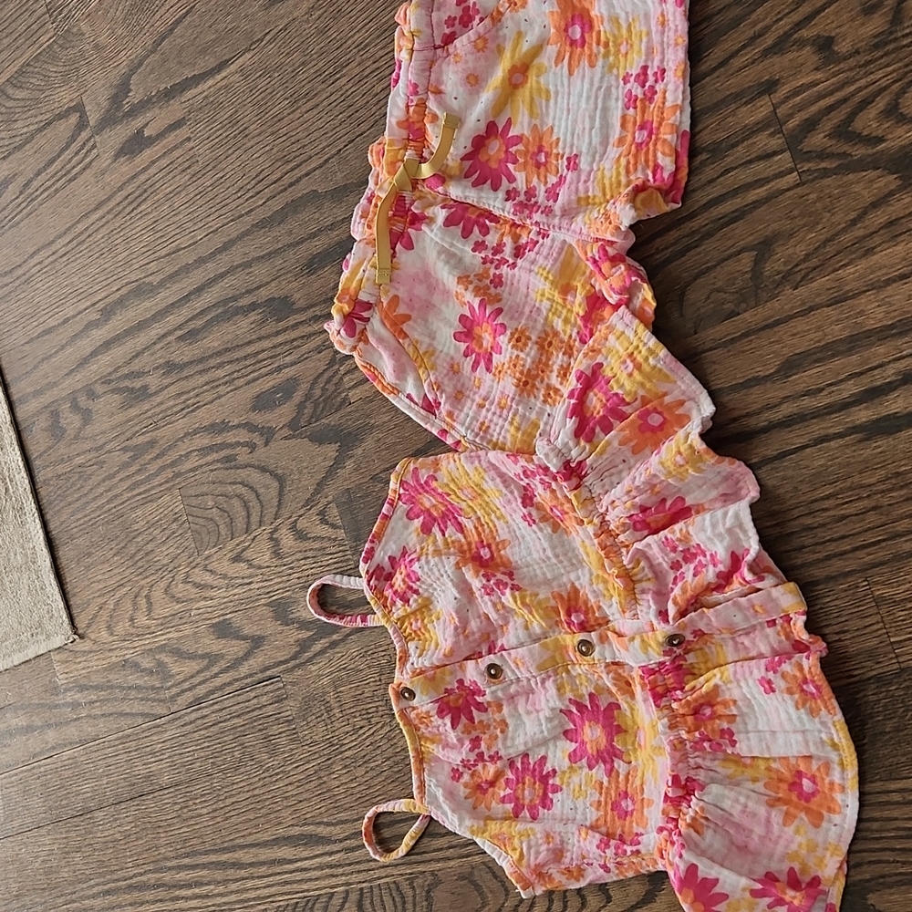 ADORABLE matching separate from Cat &Jack size 5t
